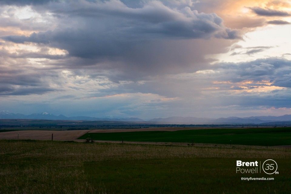 It's called big sky country for a reason.